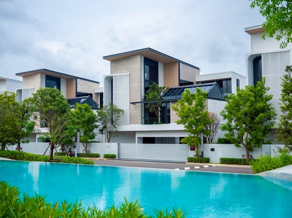 ขาย VIVE Krungthep Kreetha บ้านเดี่ยว 3 ชั้น พร้อมลิฟต์ส่วนตัว 4 ห้องนอน 6 ห้องน้ำ ราคาพิเศษ โทร 0818119186 ขาย VIVE Krungthep Kreetha บ้านเดี่ยว 3 ชั้น พร้อมลิฟต์ส่วนตัว 4 ห้องนอน 6 ห้องน้ำ ราคาพิเศษ โทร 0818119186